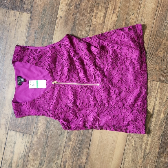 Thalia Sodi Tops - NWT LARGE BY THALIA SODI